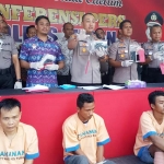 Kapolres Tuban, AKBP Nanang Haryono saat memimpin rilis ungkap kasus pencurian, Jumat (17/1).