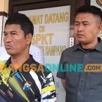 Kapolres Sampang, AKBP Hartono, saat memberi keterangan terkait kasus pembunuhan. Foto: MUTAMMIM/BANGSAONLINE