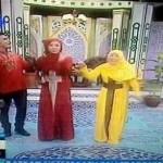 Tayangan live di TVRI yang menampilkan simbol salib pada busana pembawa acaranya saat acara saur Ramadan.