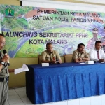 Kasatpol PP Kota Malang Drs. Priyadi, MM menyampaikan sambutan pembukaan kantor Sekretariat PPNS, Senin (14/05). 