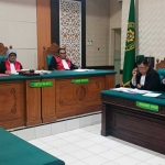 Sidang Kades Bringinbendo di PN Sidoarjo.