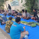 Kenduri dengan lengkong, upaya melestarikan tradisi tempo dulu yang ramah lingkungan. (Ist)