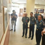 Komandan Gugus Tempur Laut Koarmatim Laksamana Pertama TNI Rachmad Jayadi menghadiri pembukaan Latiha Bersama (Latma) Eagle Indopura 2018. foto: Dispen Armatim