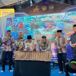 Founder Bani Insan Peduli dan Kalapas Pamekasan menandatangani MoU