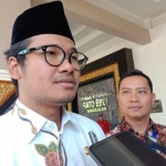 Bupati Bangkalan R. Abdul Latif Imron Amin menjelaskan kepada media terkait 4 jabatan kepala OPD.