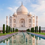 Ilustrasi Taj Mahal di India.