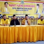 DPD Golkar Gresik menggelar rapat pleno diperluas dengan menghadirkan Gus Yani sebagai figur yang akan diusung sebagai bacabup. foto: SYUHUD/ BANGSAONLINE