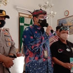 Menteri Parekraf RI Sandiaga Salahuddin Uno, didampingi Bupati Situbondo Karna Suswandi saat di Pendopo Kabupaten.