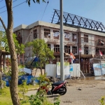 Pembangunan Gedung Lettu Imam di Kompleks Perkantoran Raci. (foto: ist)