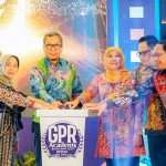 Gubernur Khofifah saat membuka GPR Academy BPSDM Jatim Bootcamp 2023.