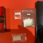 Barang bukti yang diamankan dari pengedar sabu di Kabupaten Pasuruan.