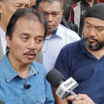 Roy Suryo usai diperiksa di Mapolda Metro Jaya