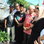 Puti Guntur Soekarno napak tilas di bekas Posko PDI Pro-Megawati di Jalan Pandegiling 223, Surabaya, Minggu (24/6/2018).