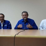 Ketua Umum DPP Partai Demokrat, Susilo Bambang Yudhoyono (SBY) memberikan pernyataan sikap terkait Pilkada usai Apel Siaga Kader Partai Demokrat se-Jatim di Asrama Haji,  Kota Madiun. foto: ist