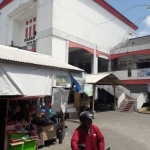 Dua tahun pasca kebakaran melanda 2016 lalu, Pasar Legi Kota Blitar belum tersentuh perbaikan.