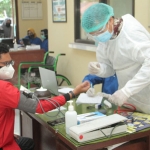 Puluhan jurnalis di Probolinggo ikuti vaksinasi Covid-19. (foto: ist)
