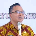 Asluchul Alif, Plt. Bupati Gresik.
