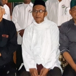 M. Sukori bersama KH. Robbach Ma