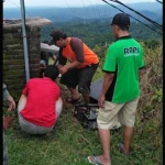 Pemasangan alat sensor gempa di Pacitan