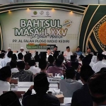 Bahtsul Masail Kubro ke-25 di Pondok Pesantren Al Falah Ploso, Kecamatan Mojo, Kabupaten Kediri. Foto: Ist
