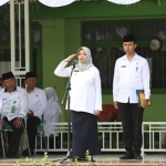 Bupati Kediri dr. Hj. Haryanti Sutrisno saat menjadi Inspektur Upacara Hari Amal Bhakti 2020. foto: Kominfo Kabupaten Kediri.