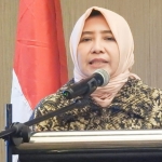 Hj. Anik Maslachah, S.Pd., M.Si., Wakil Ketua DPRD Jatim. (foto: ist)