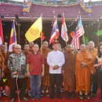 Wakil Wali Kota Pasuruan ketika melepas keberangkatan rombongan Walk for Peace 2026.

