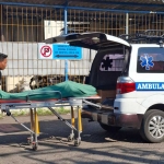 Evakuasi sopir truk dari Tasikmalaya, Jawa Barat, yang meninggal dunia di Sidoarjo, Jawa Timur.