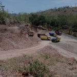 Lokasi tambang legal di Desa Tambak Ukir, Kecamatan Kendit, Situbodno. Foto: Syaiful Bahri/bangsaonline.com