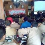 Dialog interaktif transparansi nasional bersama ICW dan KPK di pendopo Trenggalek.