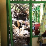Rumah milik Slamet Riyadi yang meledak diduga karena tabung helium di rumahnya. Foto: Ist.
