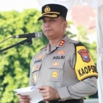 Kapolres Kediri AKBP Bimo Ariyanto saat memimpin apel