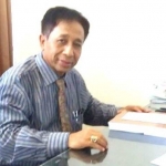 Guru Besar Unesa Prof Yatim Riyanto.

