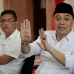 Wali Kota Surabaya, Eri Cahyadi, dalam satu acara. Foto: Hms