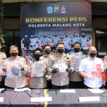 Polresta Malang Kota saat konferensi pers terkait pengungkapan kasus dalam Operasi Tumpas Narkoba Semeru 2022.