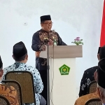 Kepala Kantor Kemenag Tuban, Sahid, saat Sosialisasi Kebijakan Pendaftaran dan Pembatalan Haji Reguler di Gedung PLHUT Kemenag Tuban, Kamis (30/9/2021).