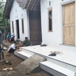 Rumah Pak Rayis pasca direnovasi melalui program TMMD.