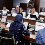 Menteri ATR/BPN saat menghadiri rapat koordinasi pengadaan tanah dan pengendalian banjir di Jakarta.