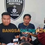 Kasatreskrim Polres Tuban saat memberi keterangan kepada awak media. Foto: ACHMAD CHOIRUDIN/BANGSAONLINE