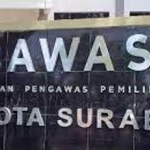 Bawaslu Surabaya.