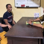 Kades Balikterus nonaktif, AA (kiri) bersama SA  saat jalani rehab di RGRB. FOTO: ist.
