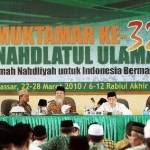 Suasana Muktamar NU ke-32 di Makassar. Muktamar NU ke-32 yang melahirkan kepemimpinan NU periode 2010-2015 ini disebut-sebut sebagai Muktamar terburuk karena diwarnai riswah atau politik uang.  Foto: rmi NU.or.id  
