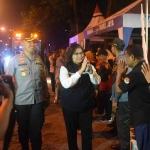 Pj Wali Kota Kediri bersama Forkompinda saat mengunjungi salah satu pos pengamanan. Foto: Ist