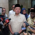 Menteri ATR/BPN, Nusron Wahid, saat memberi keterangan ke awak media.