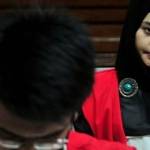 Ahmad Imam Al Hafitd dan Assyifa Ramadhani, terdakwa atas kasus pembunuhan Ade Sara Angelina Suroto, saat menjalani sidang. Foto: liputan6.com