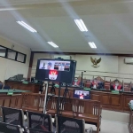 Sidang lanjutan kasus korupsi Bupati Bangkalan non-aktif yang berlangsung di Pengadilan Tipikor Surabaya.