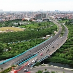 Jalan Middle East Ring Road (MERR) telah rampung 100 persen membentang sepanjang 10,75 kilometer.