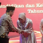 Wali Kota Pasuruan saat peresmian peluncuran program Sekolah Prime di Gedung Kesenian Darmoyudho.