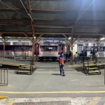Aktivitas naik turun penumpang KA di Stasiun Bojonegoro