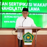 Wali Kota Batu, Nurochman saat memberi sambutan